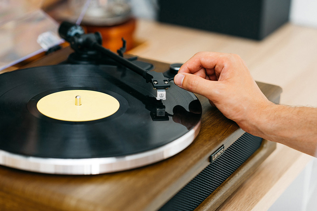 Lenco LS-410WA Turntable | Bluetooth | Built-in Speakers | Walnut-17