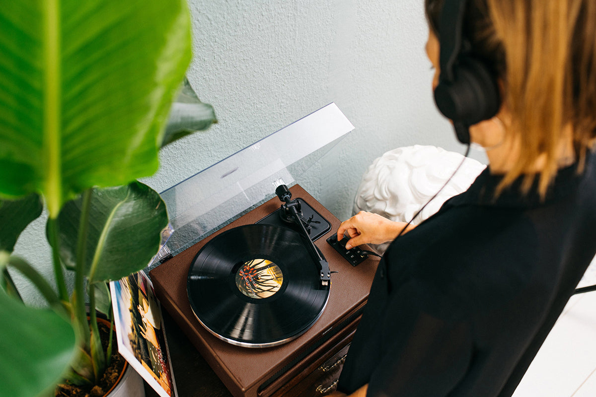 Lenco LS-430BN Turntable | Built-in Speakers | Brown-21