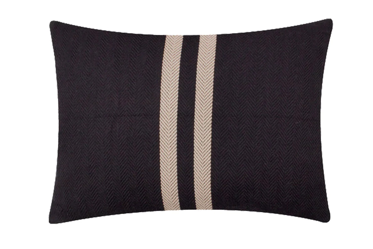 Yard | Benton Cotton Cushion | Black | 40 x 50 cm