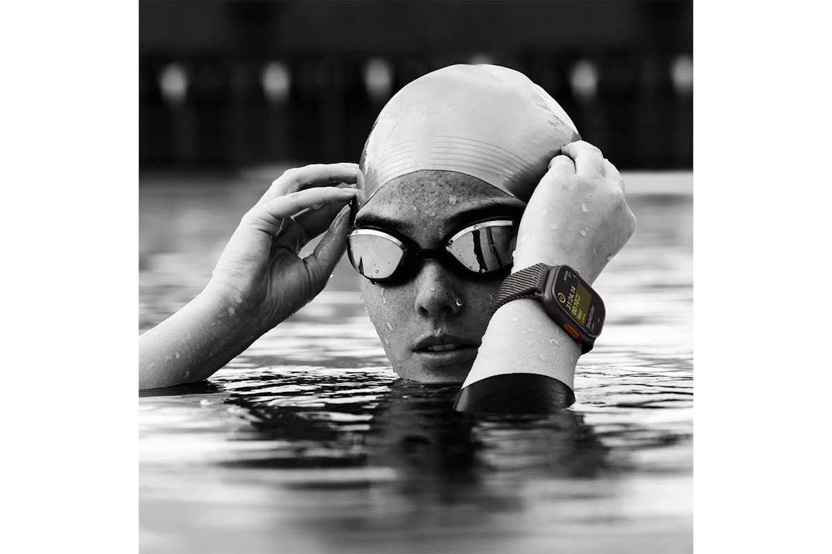 Apple watch case for swimming hot sale