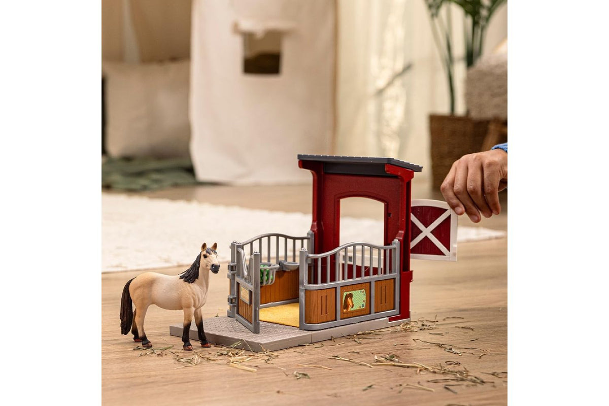 Schleich Farm World Pony Box With Mustang Mare | Toy Playset-2