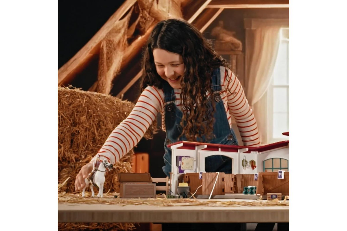 Schleich Horse Club Peppertree Riding Arena | Playset-2