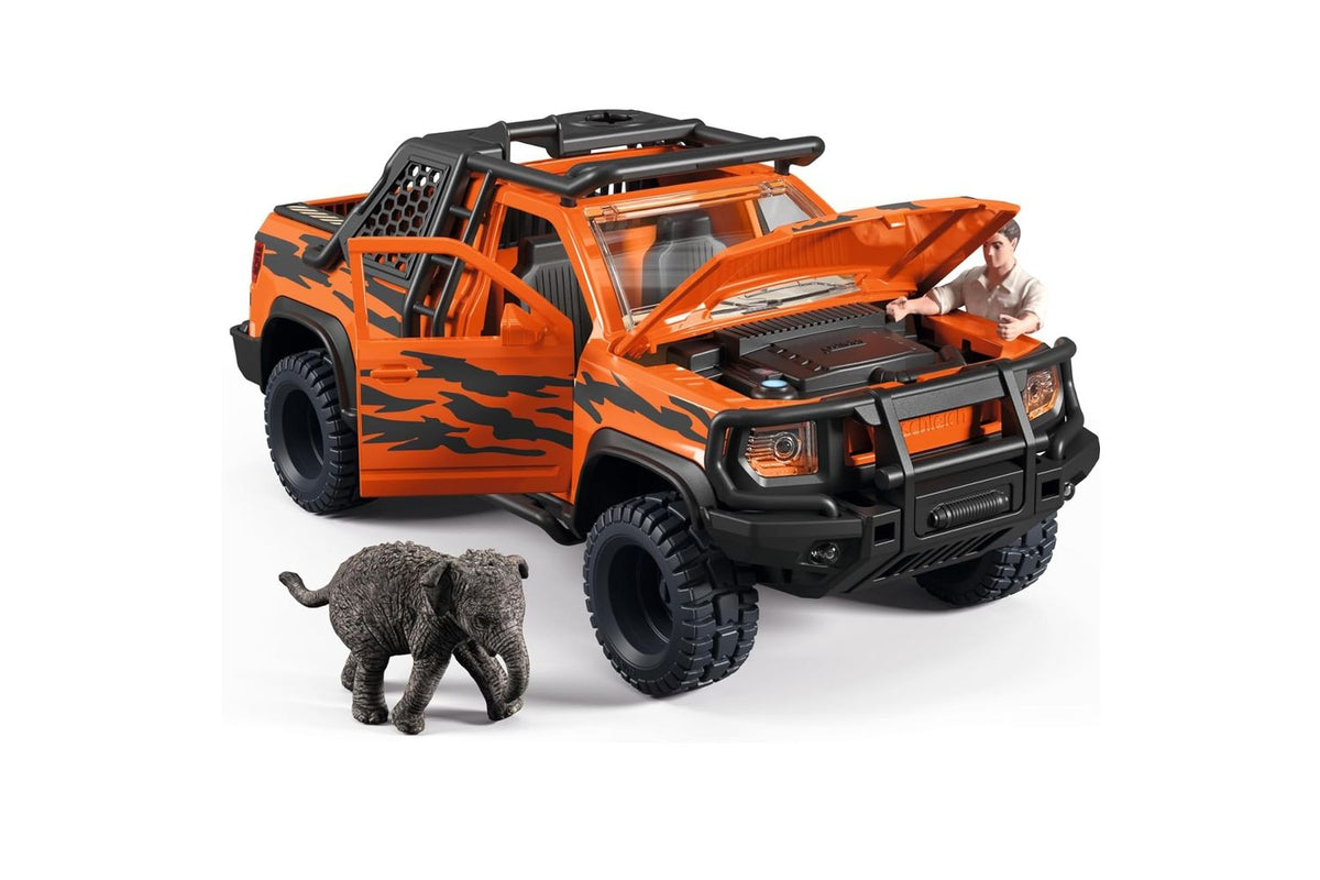 Schleich Wildlife Off Road Adventure In The Jungle | Toy Playset
