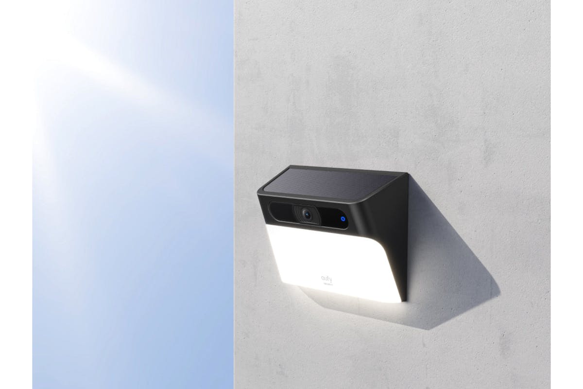 Eufy S120 Solar Wall Light Camera
