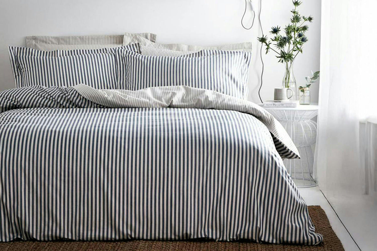 Hebden Duvet Set | Navy | King