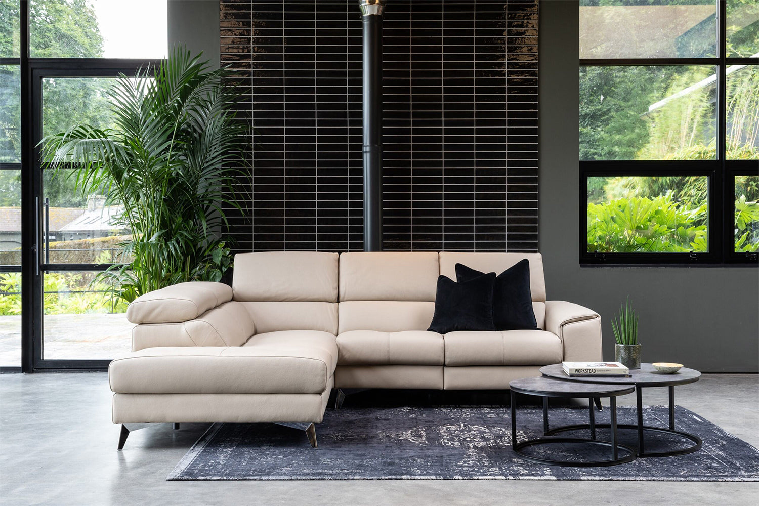 Orlando Chaise Sofa Brown