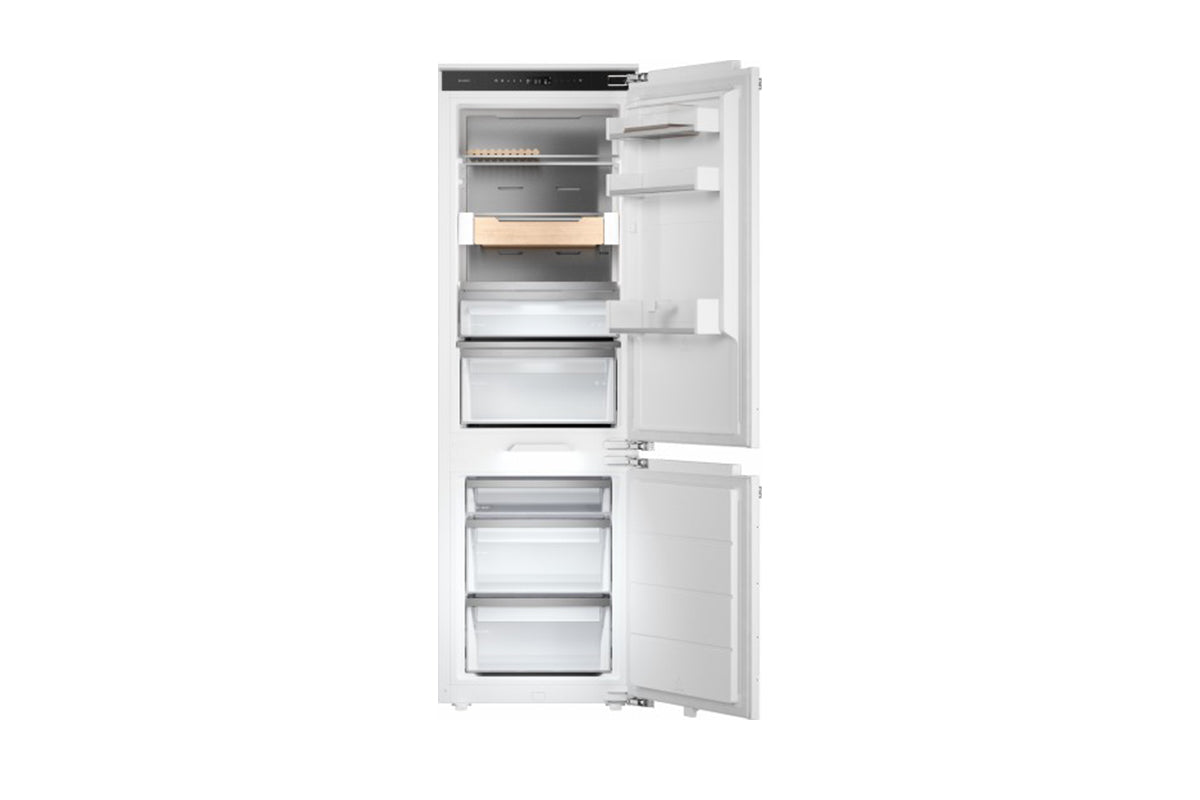 ASKO Series 5 Built-in Fridge Freezer | RBC576DNC1.UK | White