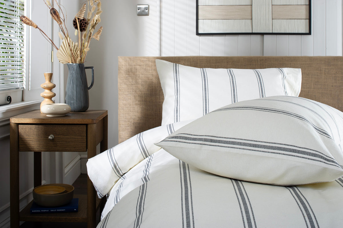 Lyndon | Toulouse Duvet Cover Set | Charcoal | King-3
