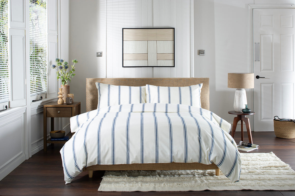 Lyndon | Toulouse Duvet Cover Set | Navy | Double