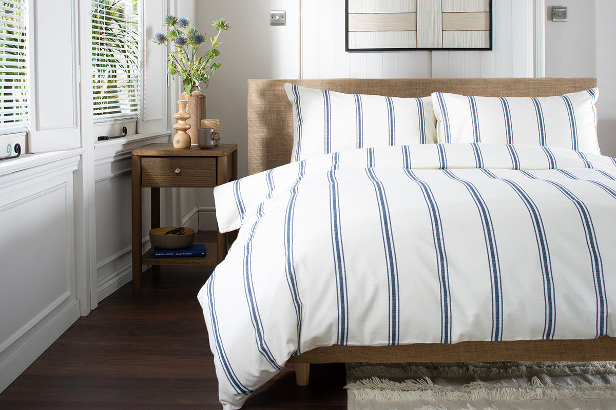 Lyndon | Toulouse Duvet Cover Set | Navy | King-2